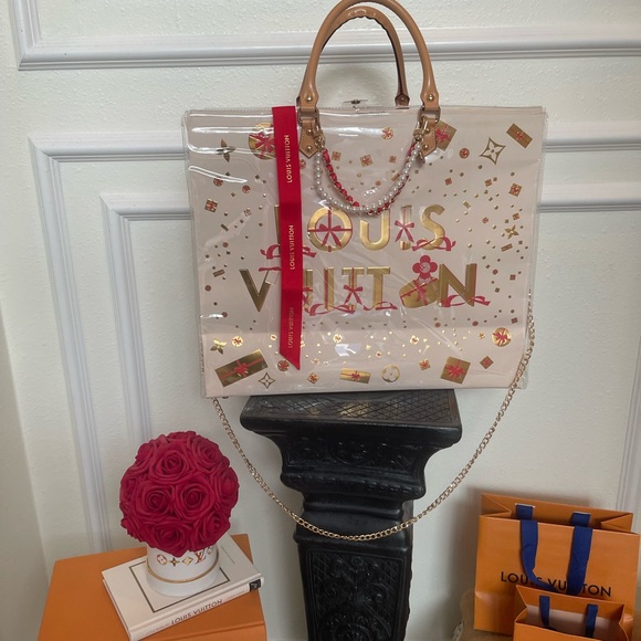 Large Louis Vuitton Holiday Edition PVC Tote - Picture 11 of 16